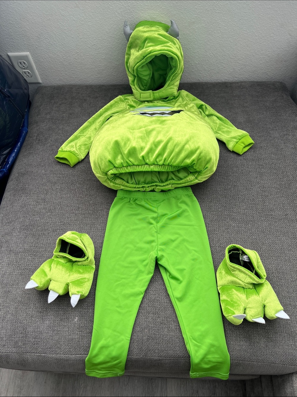 Disney Green Plush Monster Costume with Hood and Claw Shoe Covers